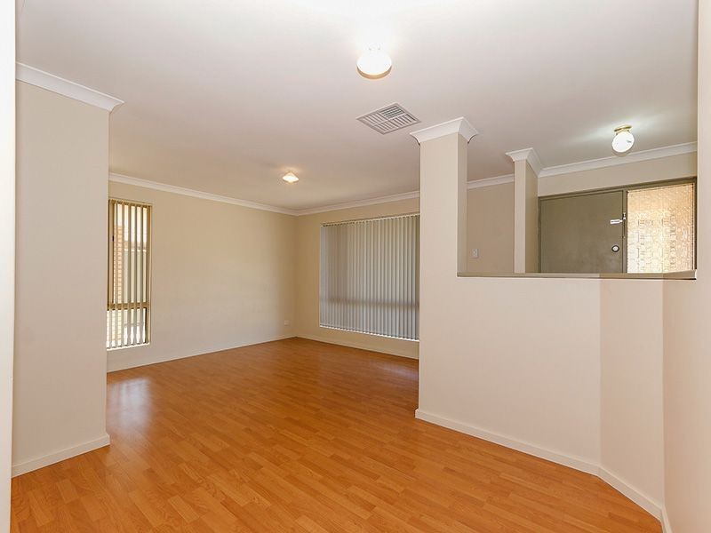 29 Calcite Place, Forrestfield WA 6058