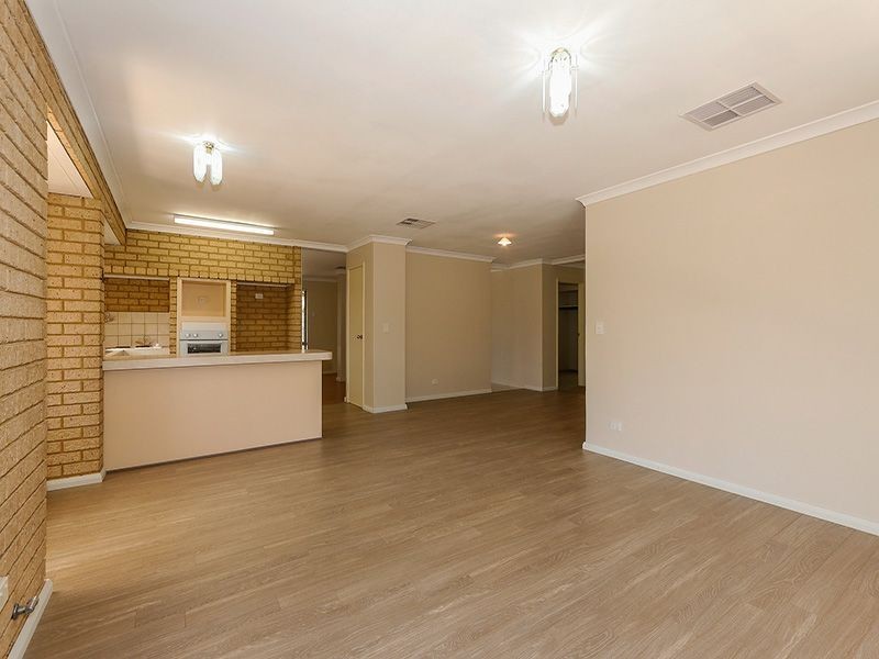 29 Calcite Place, Forrestfield WA 6058