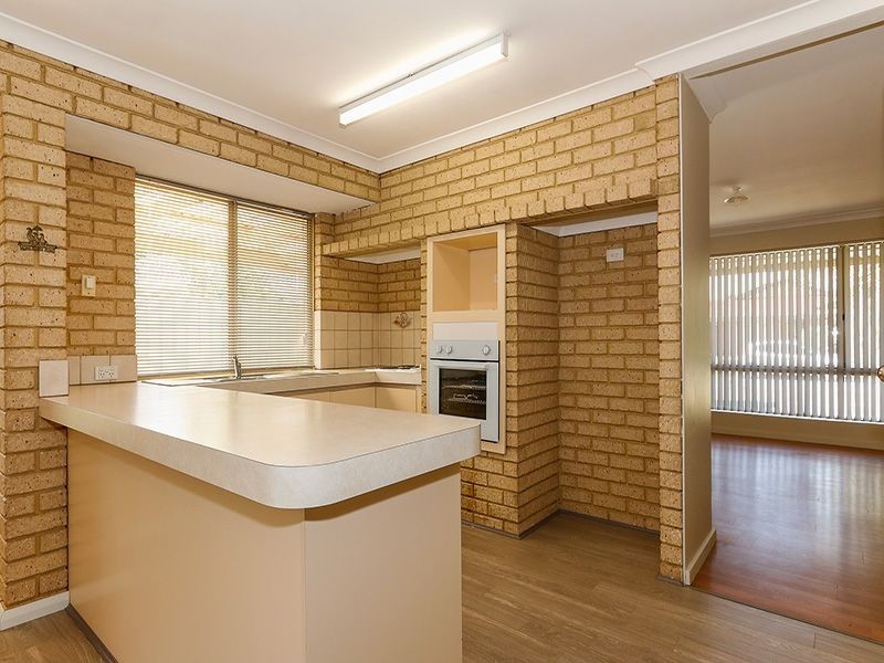 29 Calcite Place, Forrestfield WA 6058
