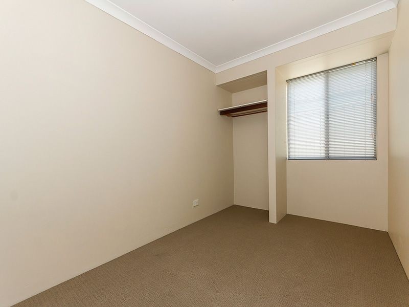 29 Calcite Place, Forrestfield WA 6058