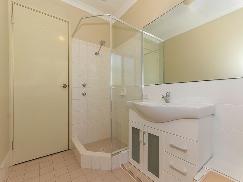 29 Calcite Place, Forrestfield WA 6058