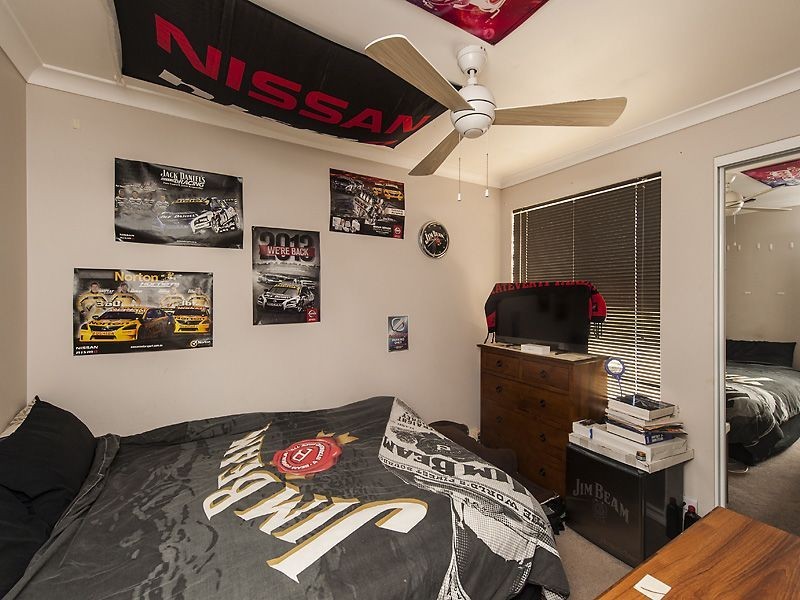 27 Russell Road, Maida Vale WA 6057