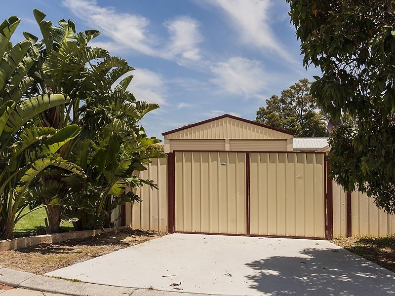 27 Russell Road, Maida Vale WA 6057