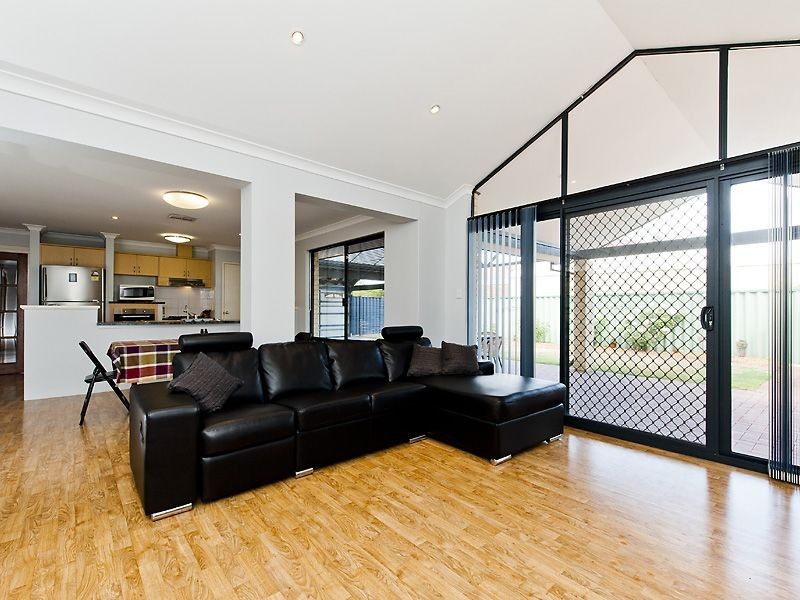 29 Winton Crescent, High Wycombe WA 6057