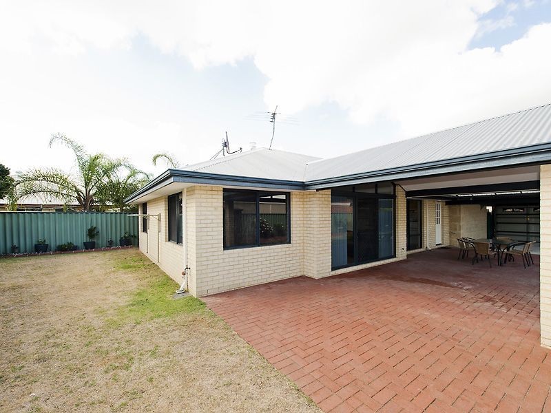29 Winton Crescent, High Wycombe WA 6057