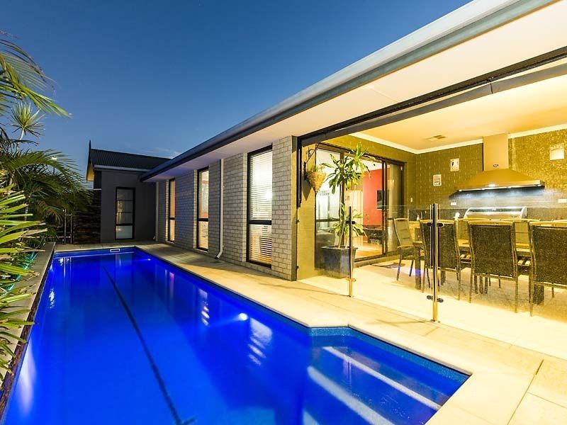 23 Coyong Road, Wattle Grove WA 6107