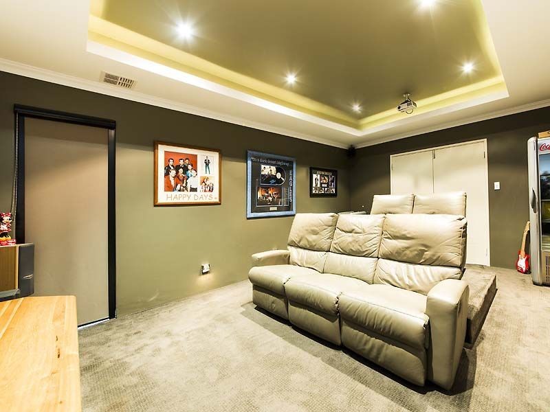 23 Coyong Road, Wattle Grove WA 6107