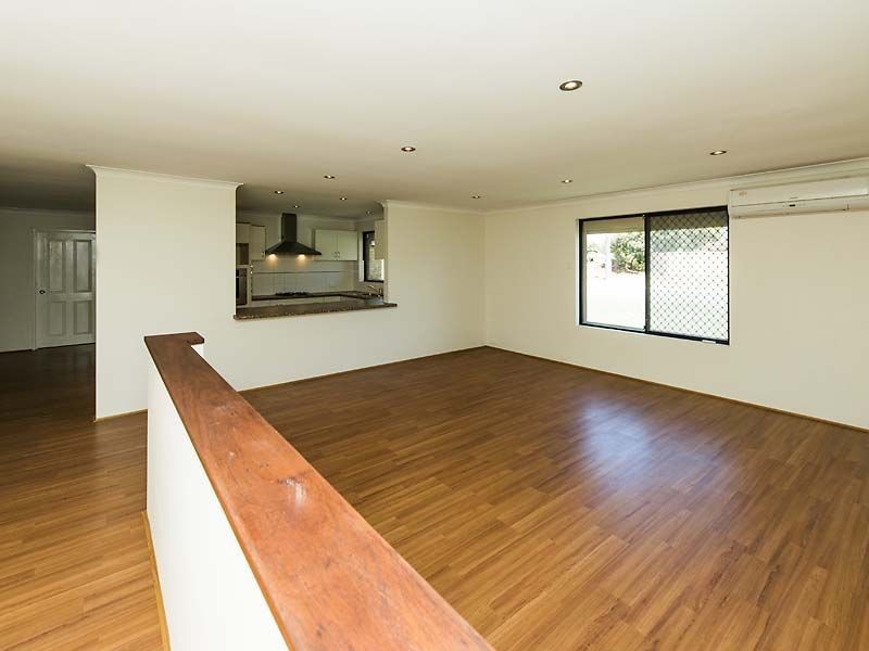 11 Wombat Road, High Wycombe WA 6057