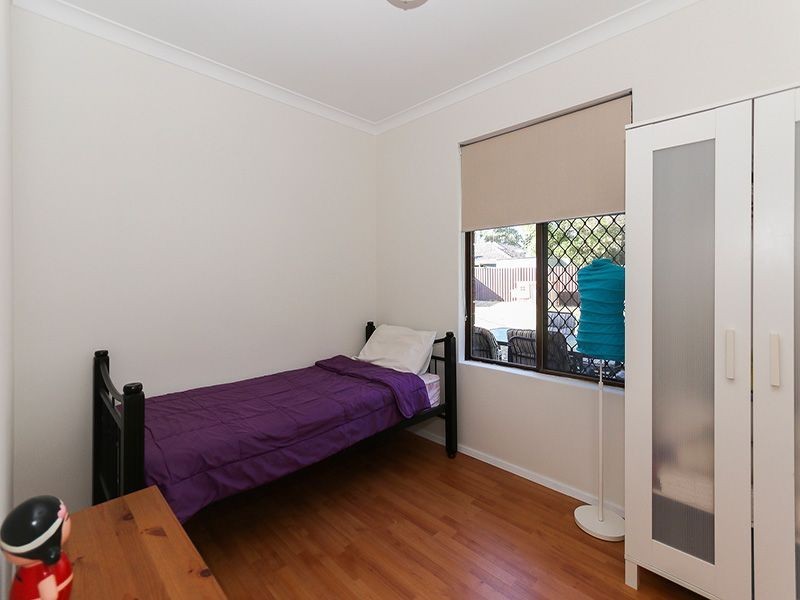 93 Strelitzia Avenue, Forrestfield WA 6058