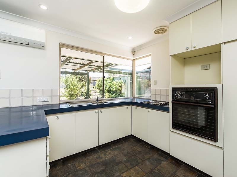 166 Newburn Road, High Wycombe WA 6057