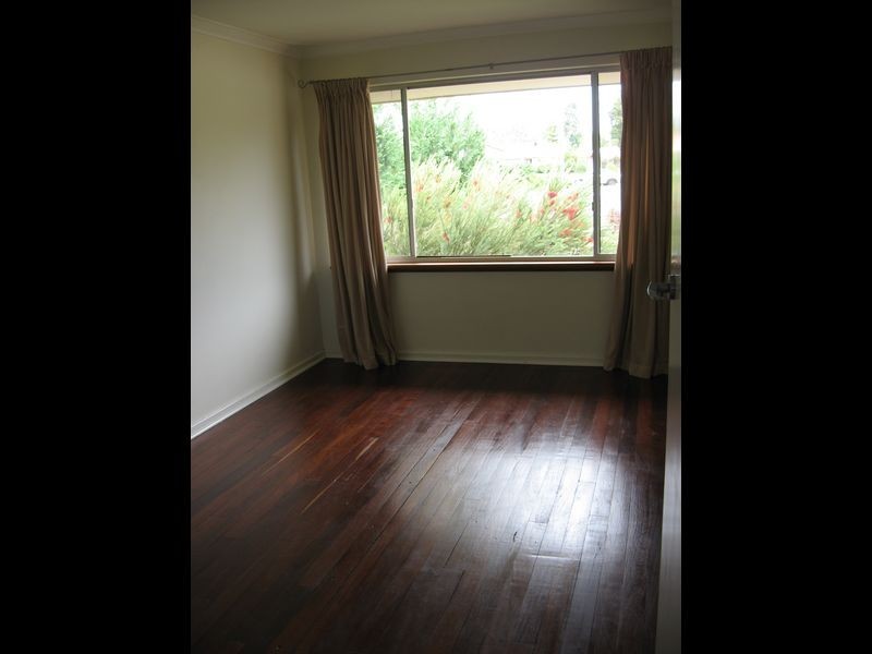 51 Netherwood Road, High Wycombe WA 6057