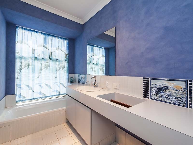 6 Coola Place, High Wycombe WA 6057