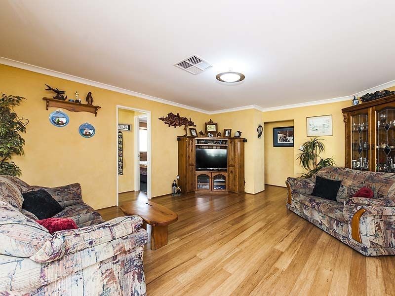 6 Coola Place, High Wycombe WA 6057