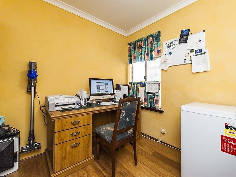 6 Coola Place, High Wycombe WA 6057