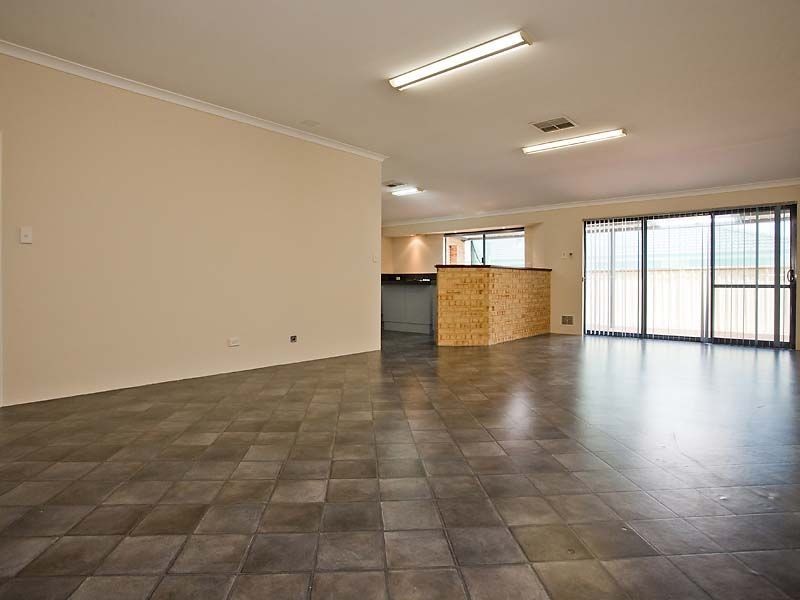 55 Kenneth Road, High Wycombe WA 6057