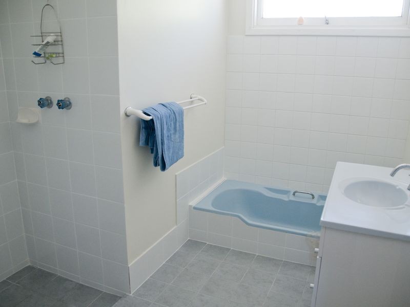16 Range View Road, High Wycombe WA 6057