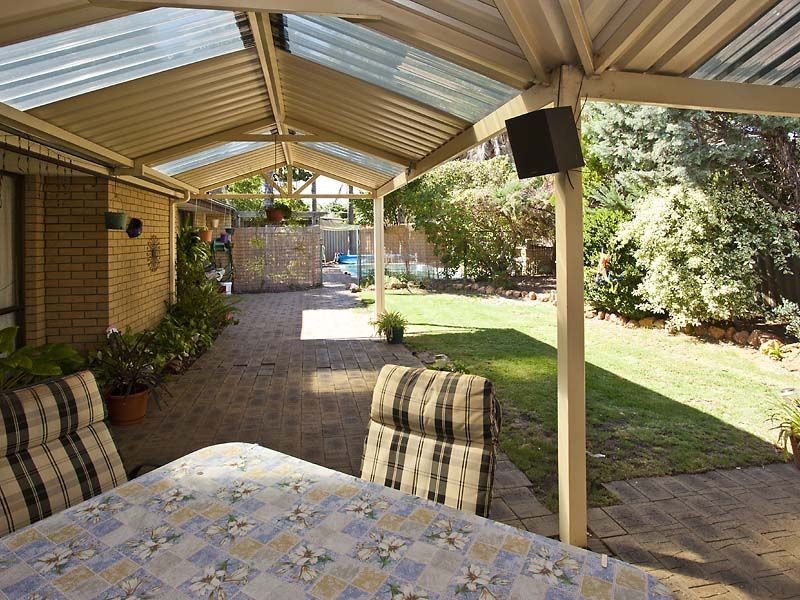 4 Essex Street, Forrestfield WA 6058