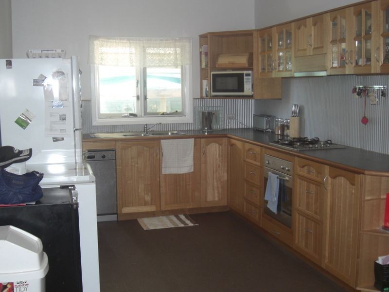 8 Fernan Road, High Wycombe WA 6057