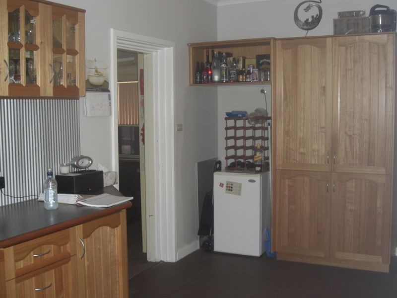 8 Fernan Road, High Wycombe WA 6057