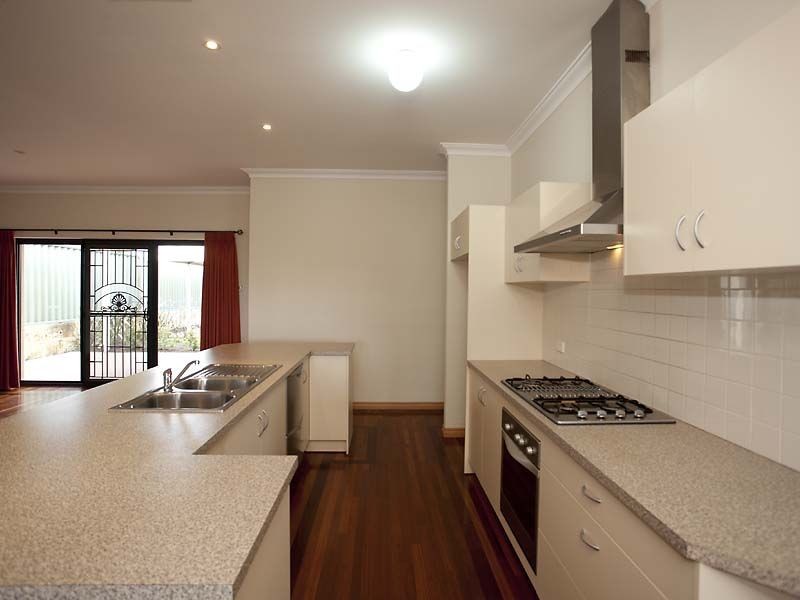 2 Bowden Drive, High Wycombe WA 6057