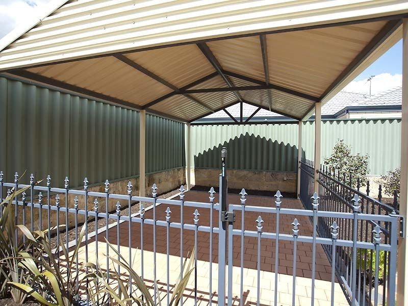 2 Bowden Drive, High Wycombe WA 6057