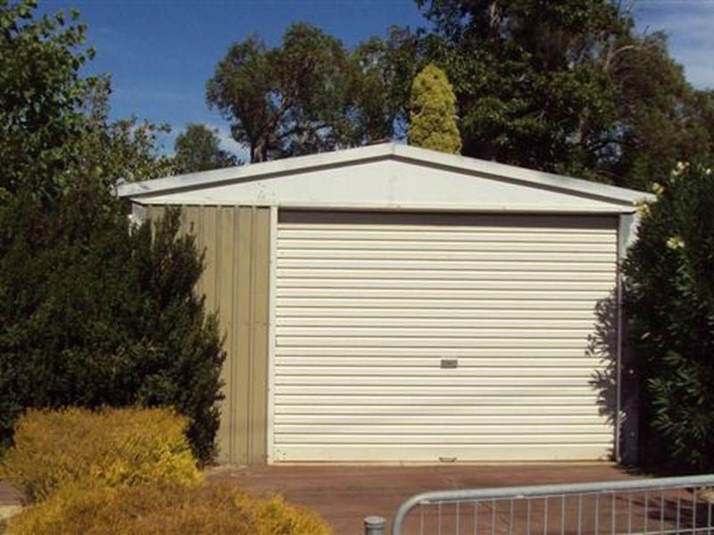 1 Gilmore Place, Forrestfield WA 6058