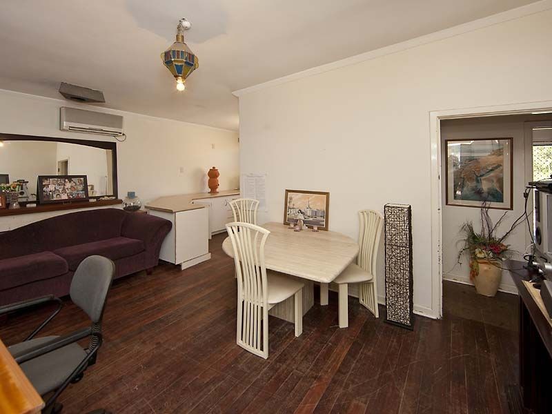 9 Grove Road, Walliston WA 6076