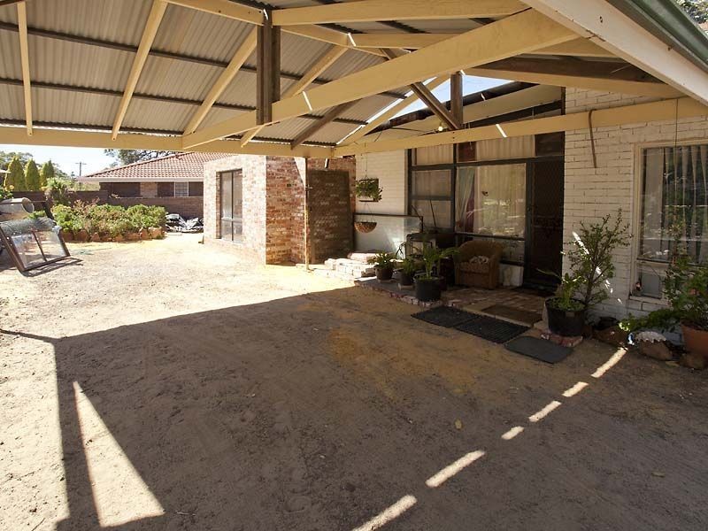9 Grove Road, Walliston WA 6076