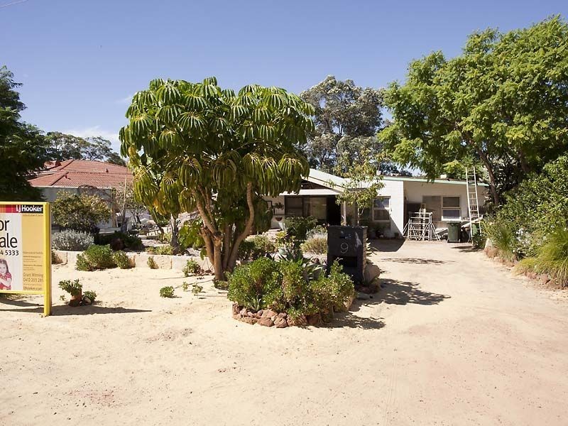 9 Grove Road, Walliston WA 6076
