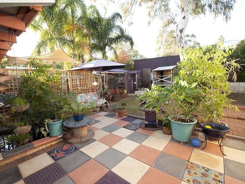 19 Coongan Avenue, Greenmount WA 6056