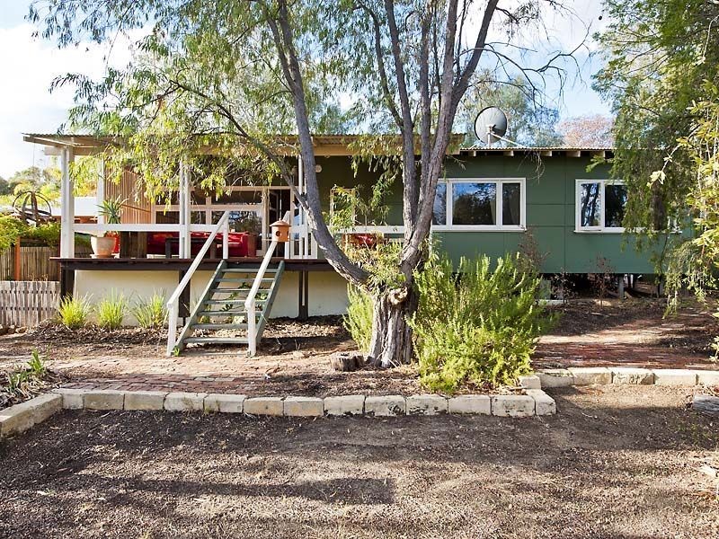 19 Coongan Avenue, Greenmount WA 6056