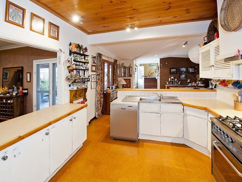 19 Coongan Avenue, Greenmount WA 6056