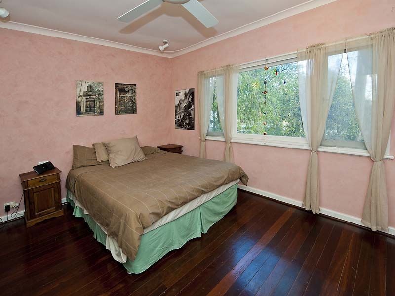 19 Coongan Avenue, Greenmount WA 6056