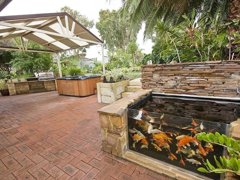 23 Smith Crescent, High Wycombe WA 6057