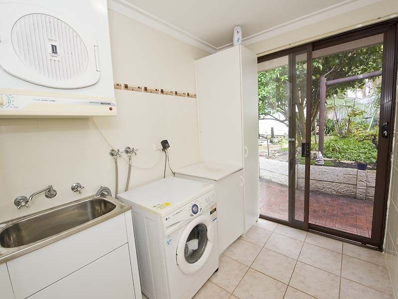 23 Smith Crescent, High Wycombe WA 6057