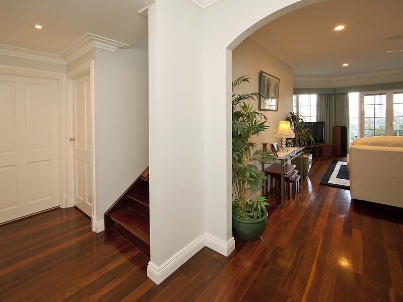 10 Walbeck Road, Kalamunda WA 6076