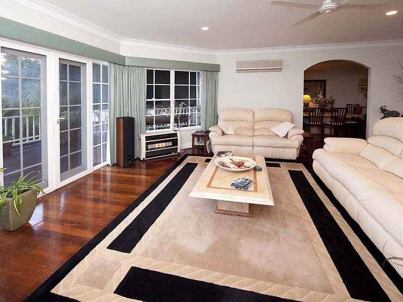 10 Walbeck Road, Kalamunda WA 6076