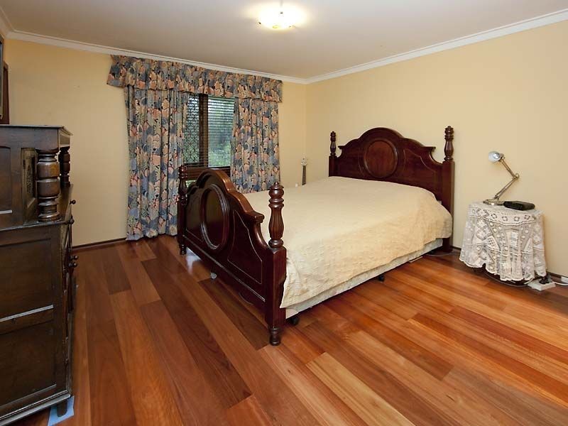 9 Berry Drive, Maida Vale WA 6057