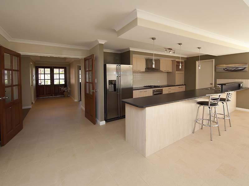 56 Hawkevale Road, High Wycombe WA 6057