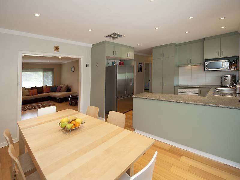 22 Acacia Road, Maida Vale WA 6057