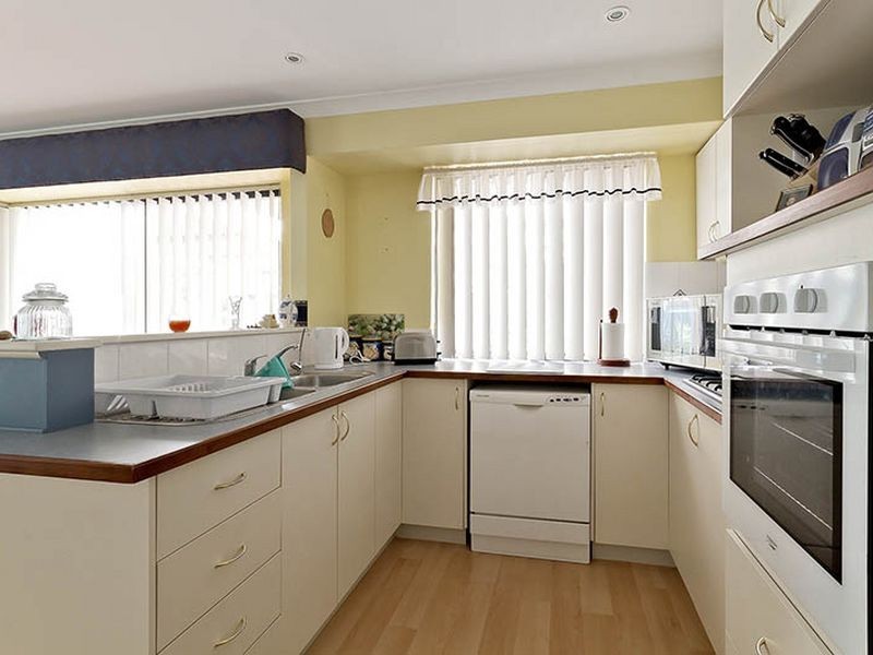 18 Benson Way, High Wycombe WA 6057
