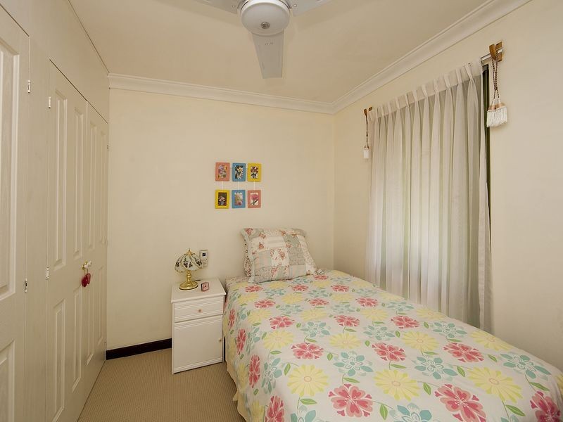 10 Worralda Street, Maida Vale WA 6057