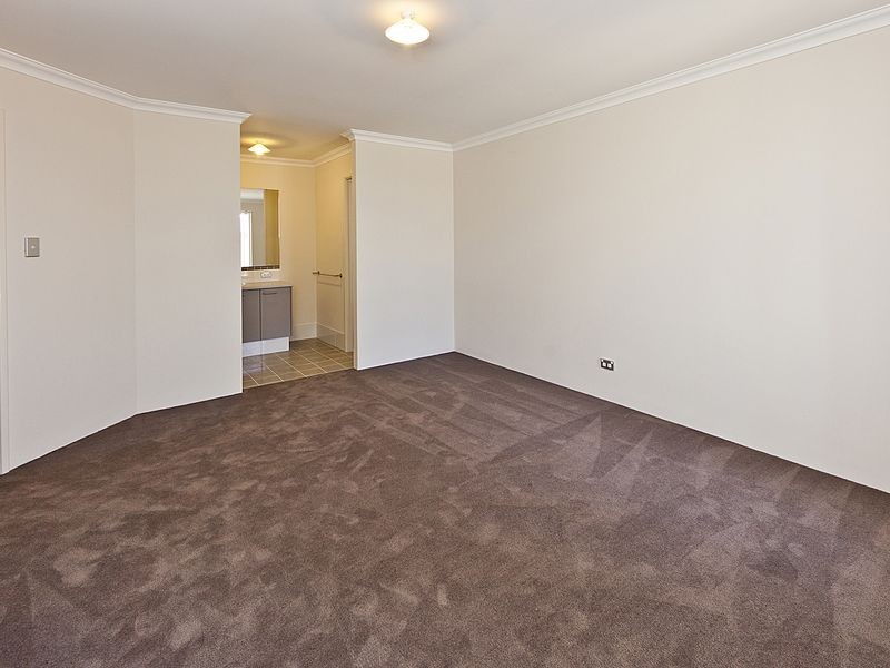 1/268 Adelaide Street, High Wycombe WA 6057