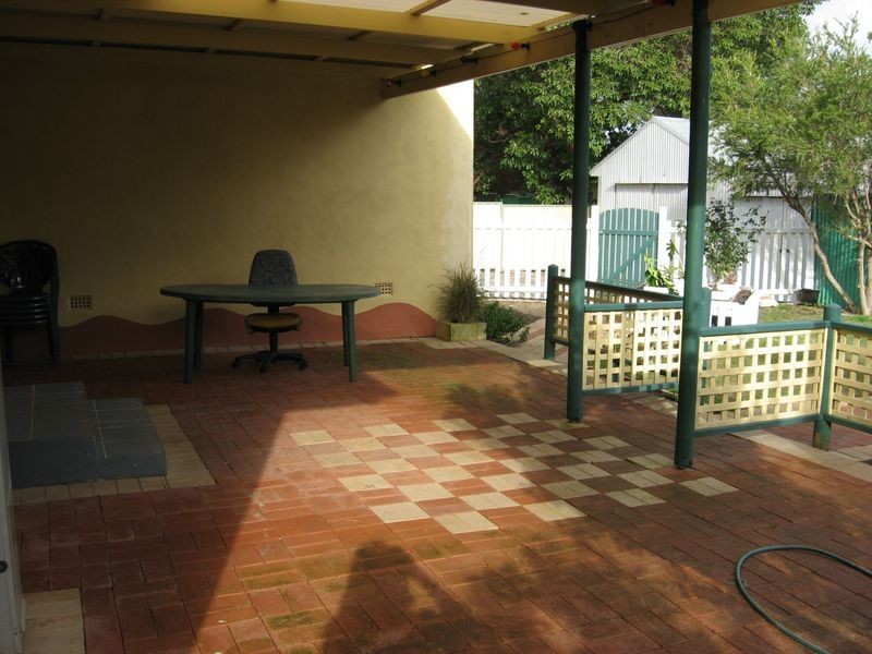 15 Warner Road, High Wycombe WA 6057