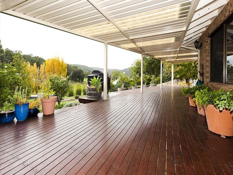 70 Lawnbrook Road East, Bickley WA 6076