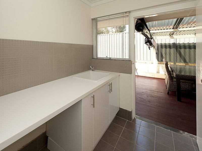 16 Bandalong Way, High Wycombe WA 6057