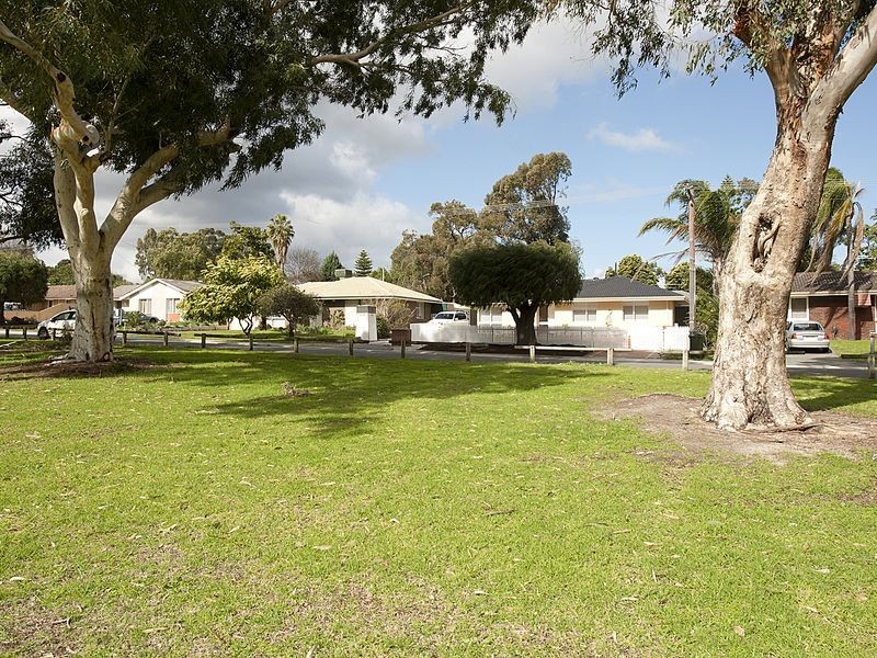 16 Bandalong Way, High Wycombe WA 6057