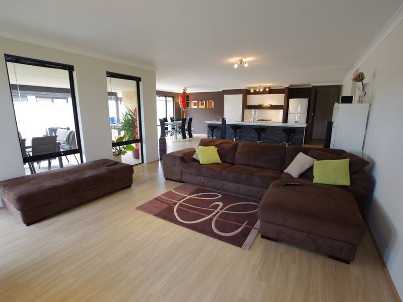 10 Mustang Court, High Wycombe WA 6057