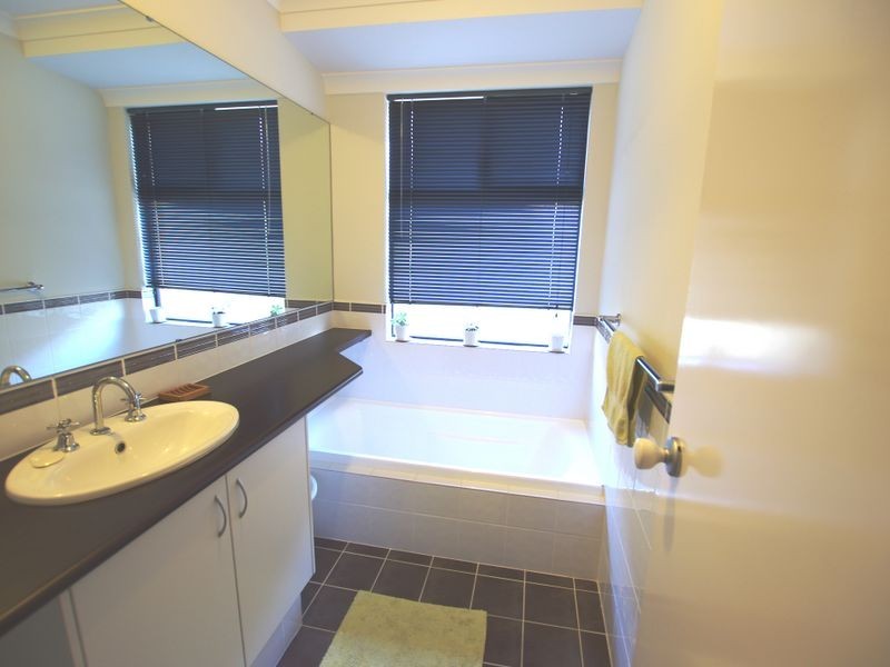 10 Mustang Court, High Wycombe WA 6057