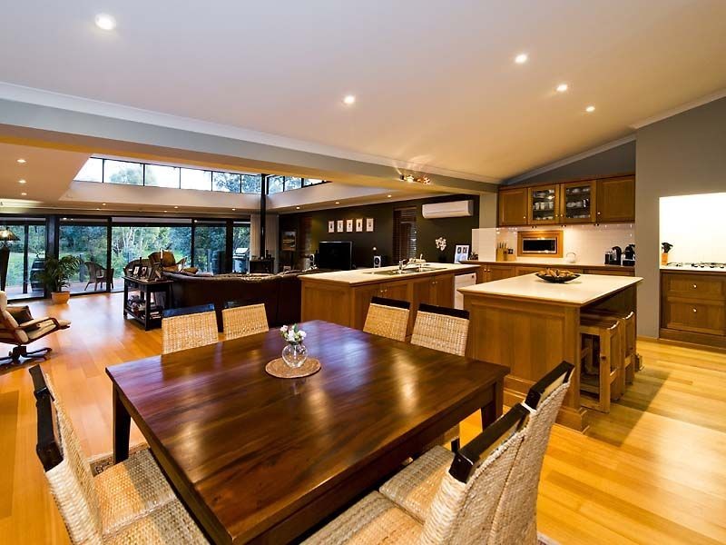 143 Bahen Road, Hacketts Gully WA 6076
